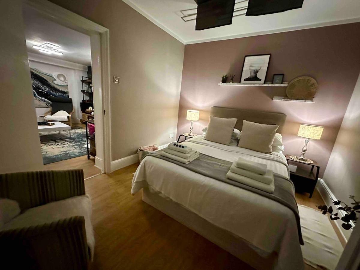Stylish Unit, Heart Of Bayswater Appartement