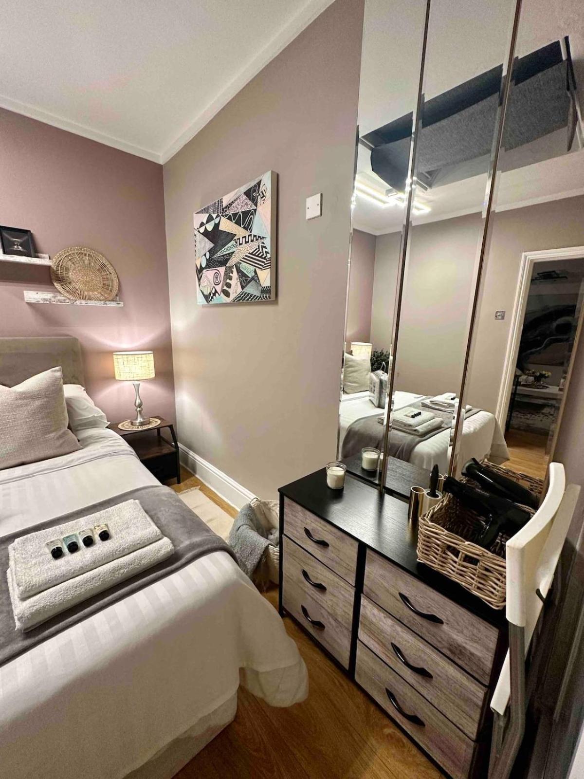 Stylish Unit, Heart Of Bayswater Appartement